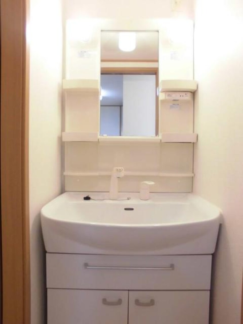 洗面所 カトルセゾン　Ⅰ