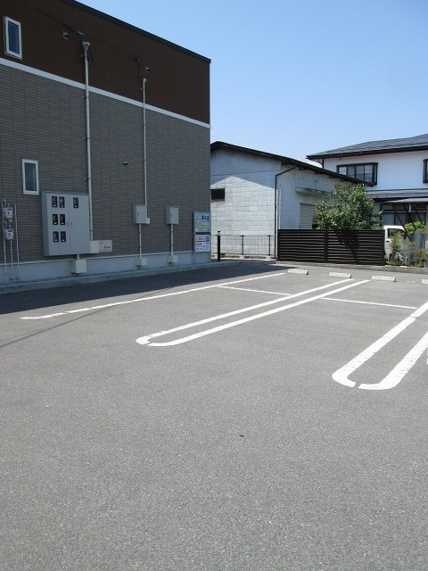 駐車場 メゾン早坂　弐番館