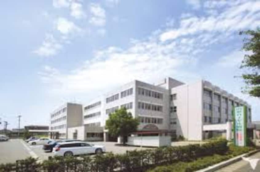 山形ロイヤル病院(病院)まで803m メゾンシュエットⅡ