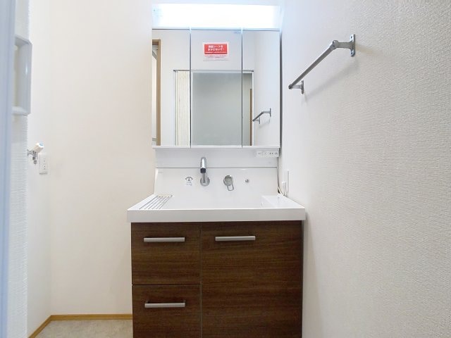  レピュート長岡A