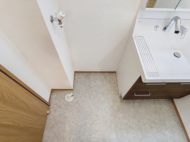  レピュート長岡A