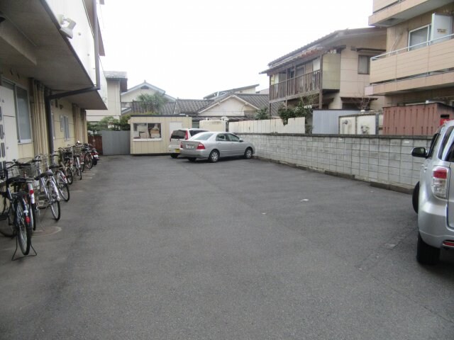  デイジー東原