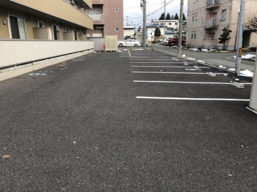 駐車場 スリー・スター Ⅴ号館 Ｂ