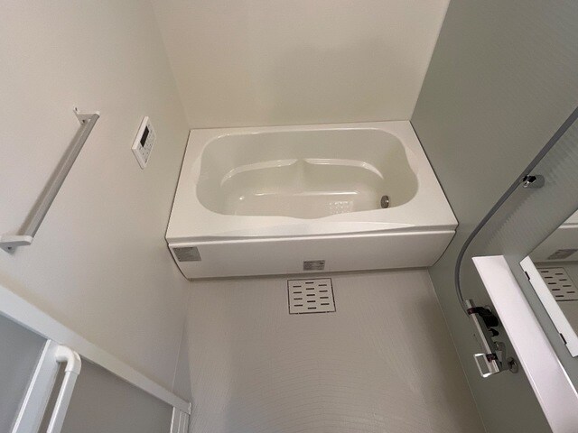 バス(イメージ) ＣＯＮＳＯＬＡＲ（コンソラール）