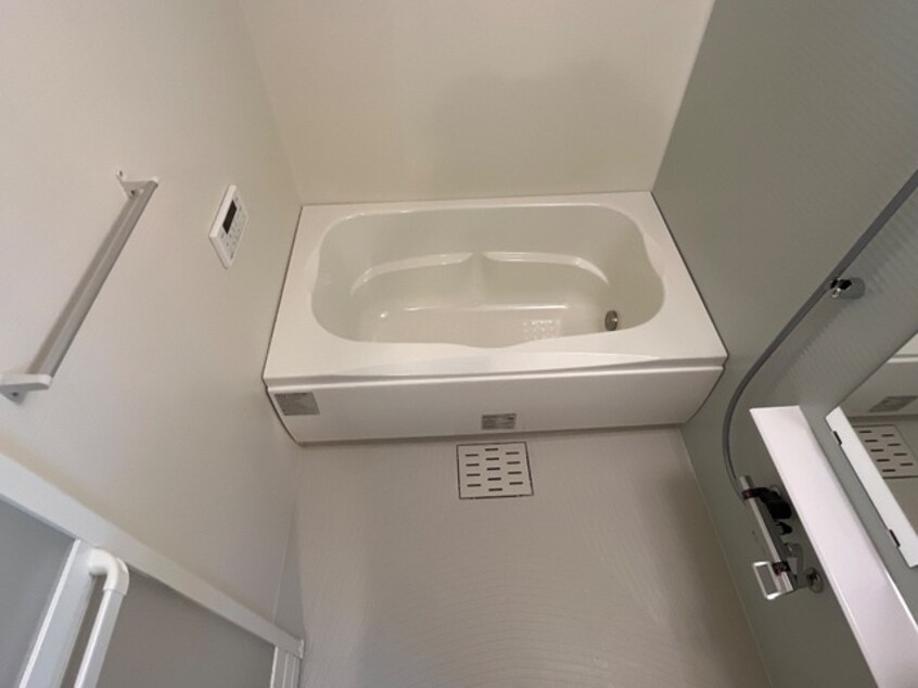 バス(イメージ) ＣＯＮＳＯＬＡＲ（コンソラール）