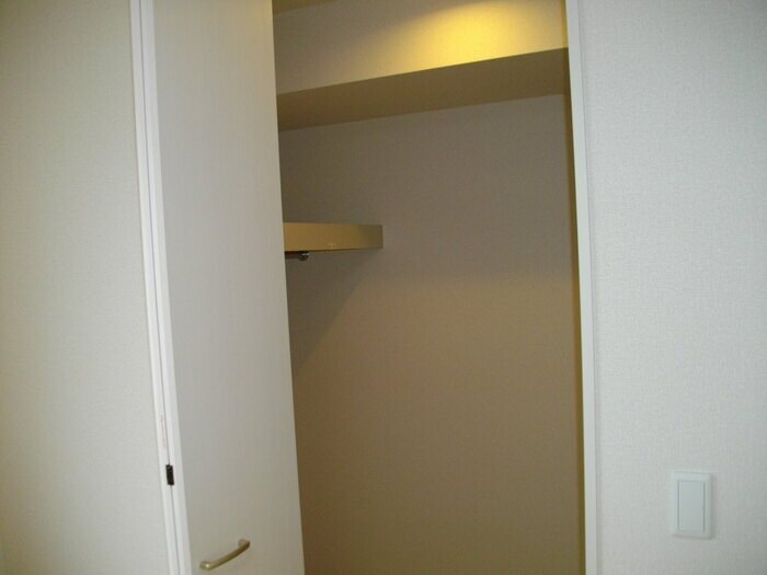 ワンステップクローゼット フォレスタ中央