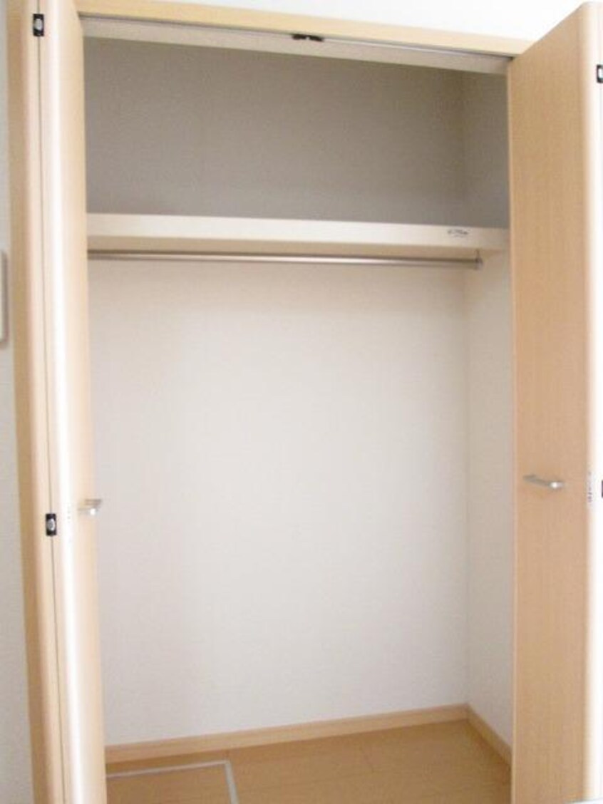 収納 サン・メーラⅠ