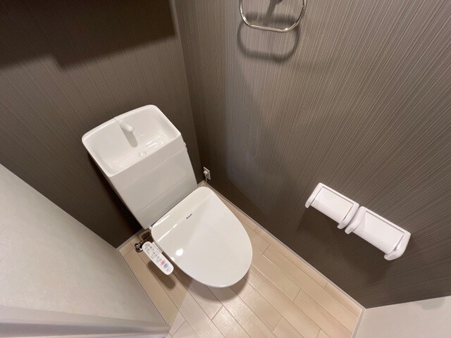 シャワー付トイレ(イメージ) コンテント