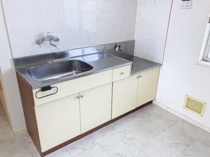  サンハイツイワタ