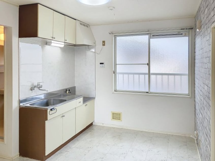  サンハイツイワタ