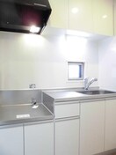 キッチン ヴィラ　ルミナーレ　Ⅰ