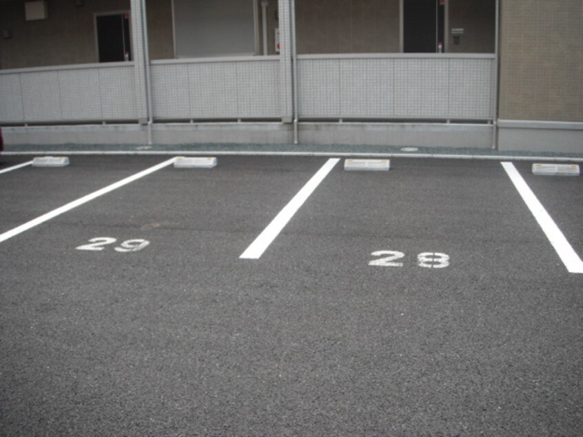 駐車場 スリー・スター Ⅴ号館 Ａ