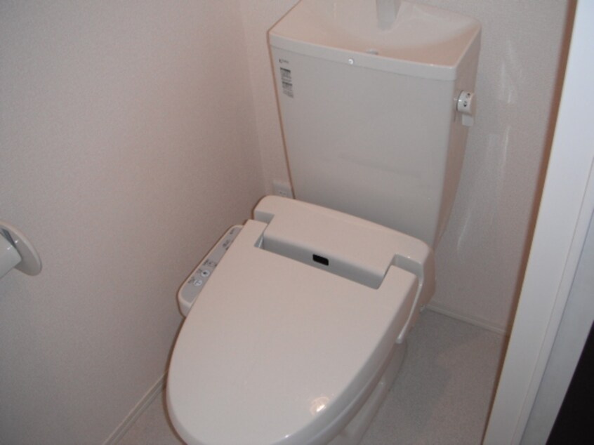 トイレ スリー・スター Ⅴ号館 Ａ