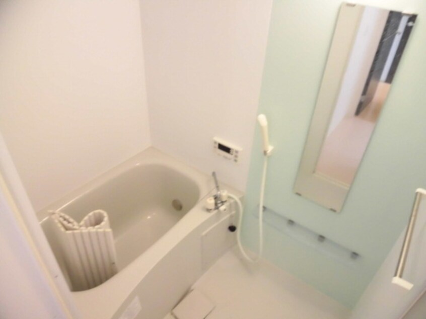 オシャレなお風呂♪ スリー・スター Ⅳ号館 Ａ