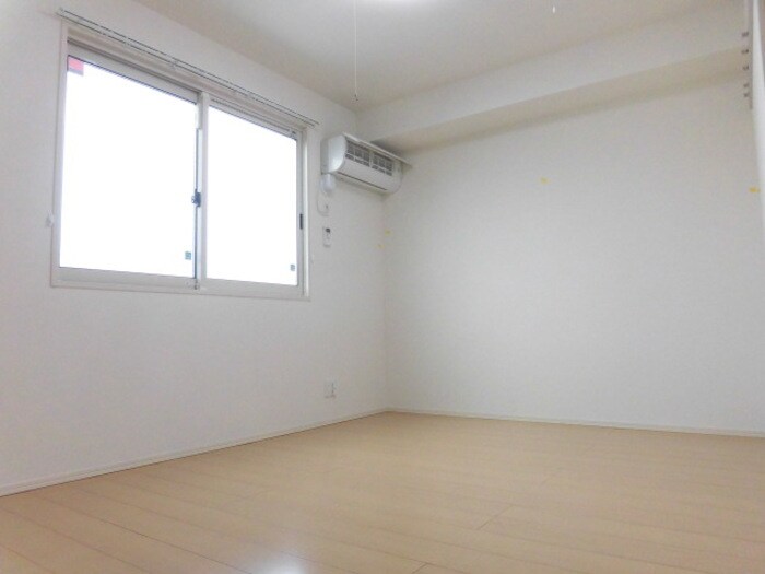北側居室にもエアコンついてますよ☆ スリー・スター Ⅳ号館 Ａ