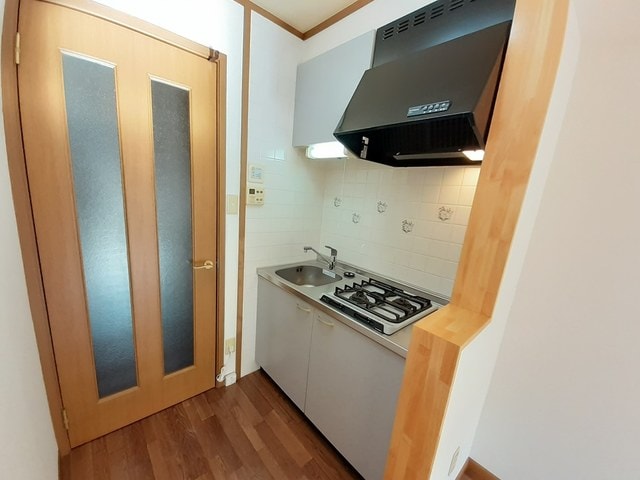 キッチン インヴェルノ　セレーノ