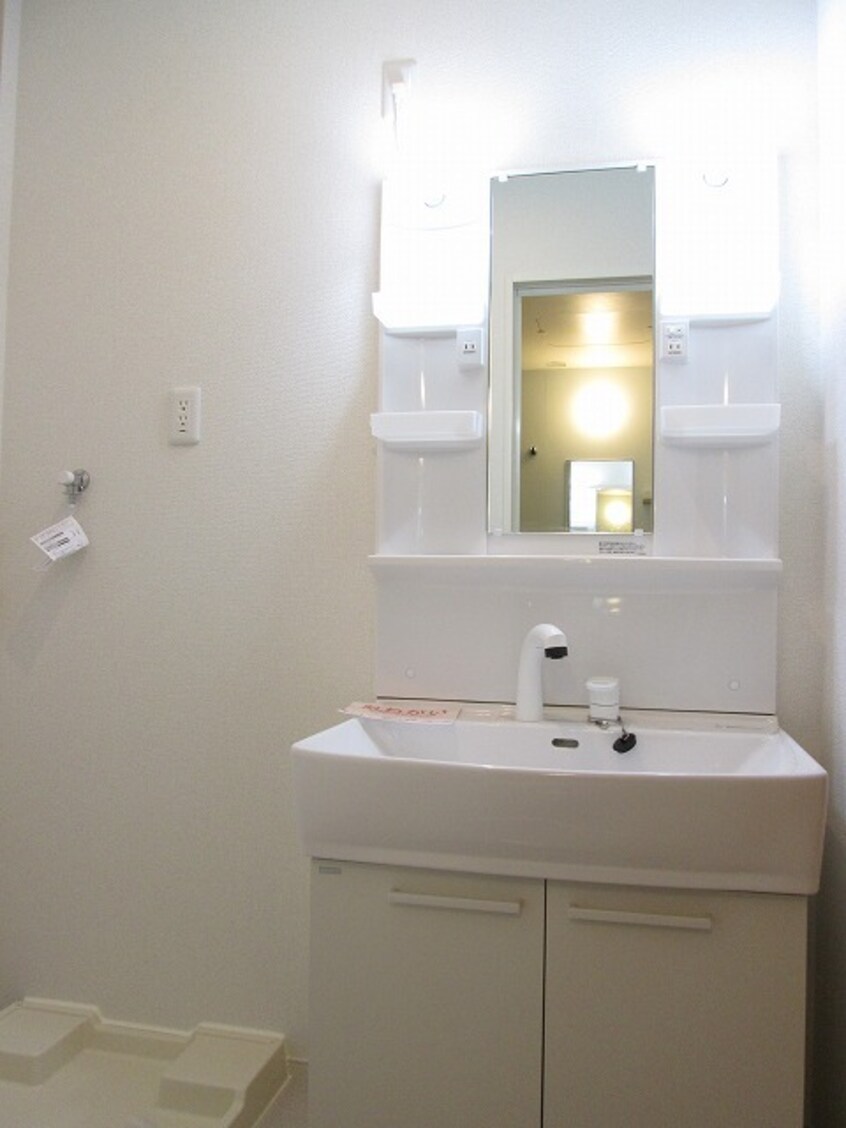 洗面所 ヴィラ　ルミナーレ　Ⅴ