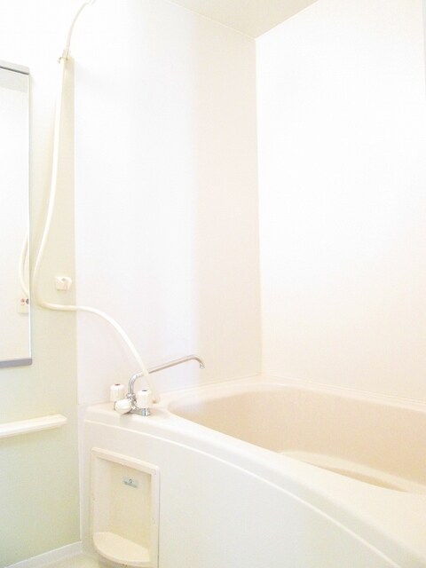 バス／シャワールーム等 カトルセゾンⅢ