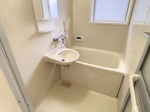  サンハイツイワタ