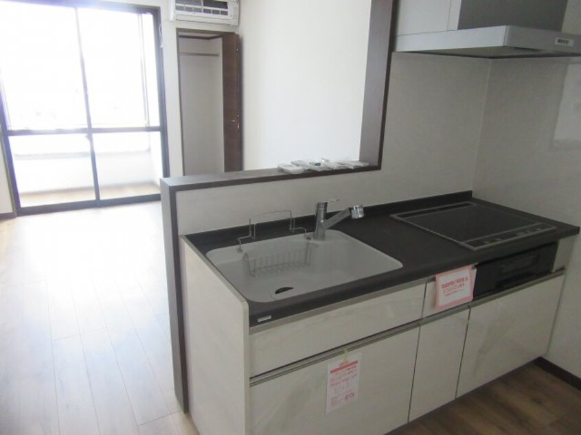  Sense-est.（センスエスト）