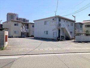 メゾン釜池