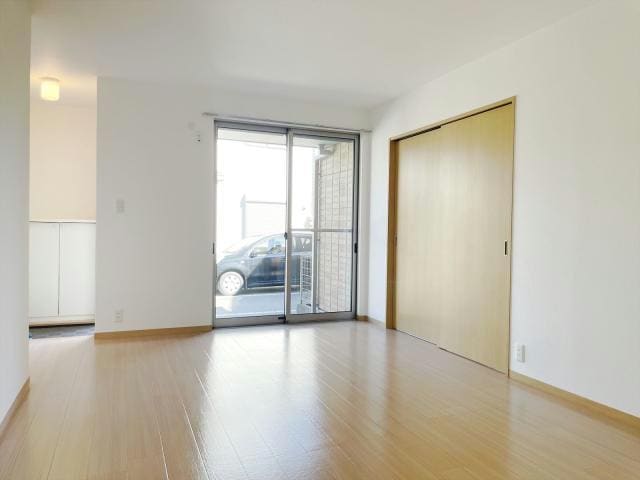  ラ・スコレール水上