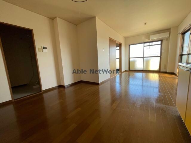  ＫＴ　ＳＩＮＳＩＡ