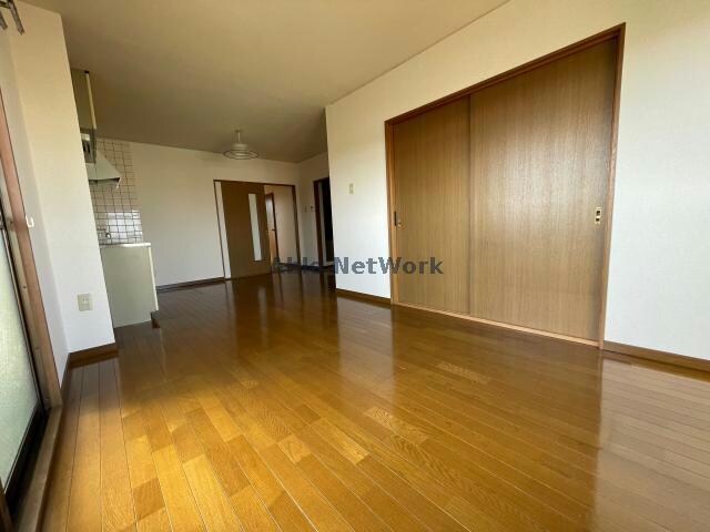  ＫＴ　ＳＩＮＳＩＡ