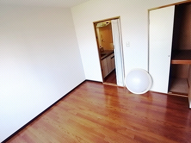  Ｓｕｒｐｌｕｓ　ＫＡＴＯ　Ｂ