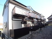 ハイツファミーユ