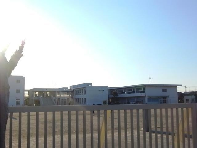 羽島市立中央小学校(小学校)まで1346m ヌーベルバーグＡ