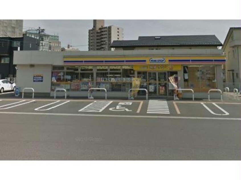 ミニストップ羽島福寿町店(コンビニ)まで535m カルム横山