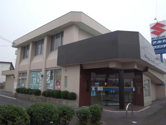 大垣共立銀行羽島支店(銀行)まで888m ラ・ネージュ