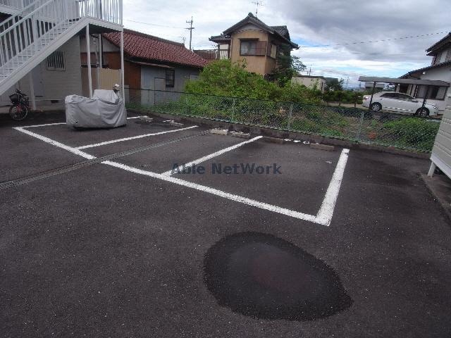  ツインハイツＢ