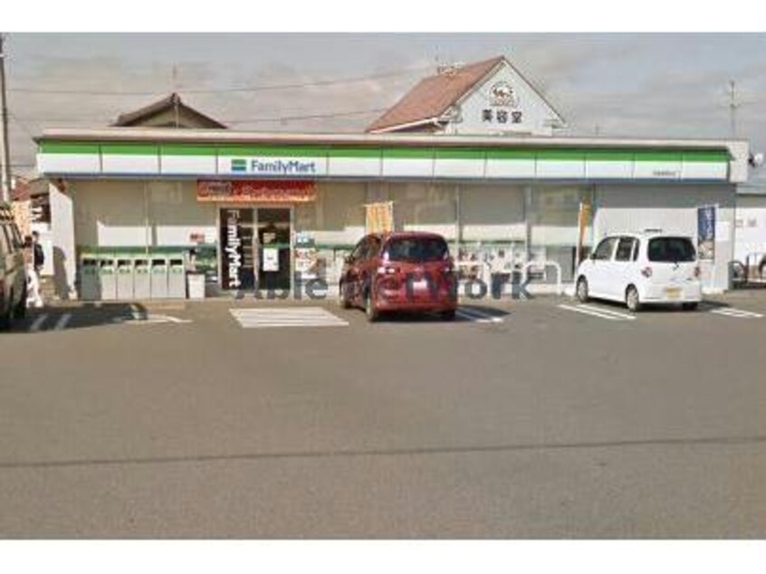 ファミリーマート羽島福寿町店(コンビニ)まで1224m レジデンスタツミ二番館