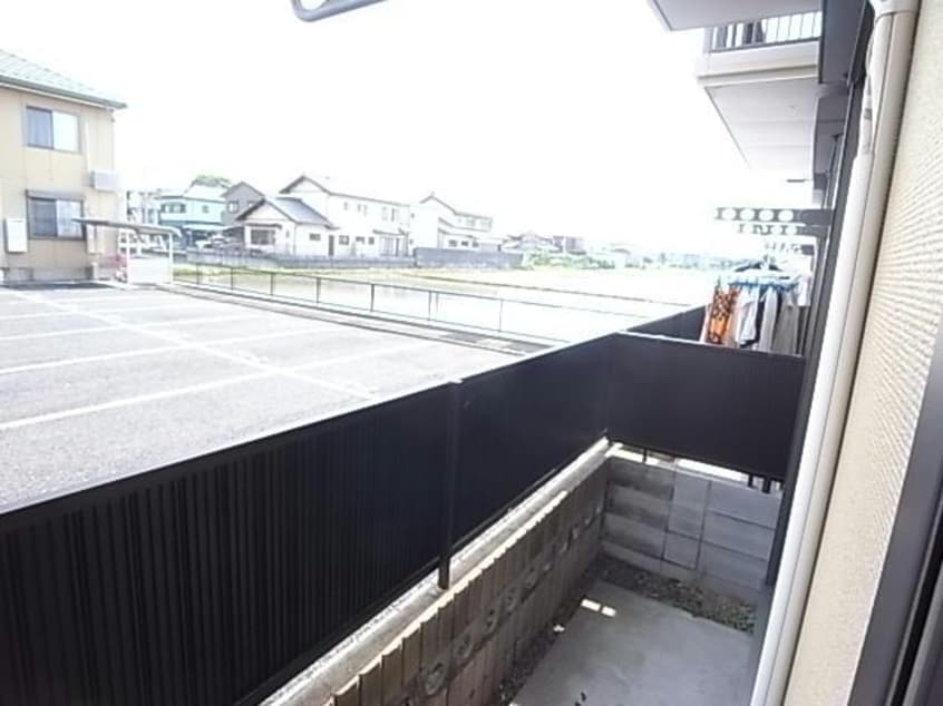  ファミーユ高桑