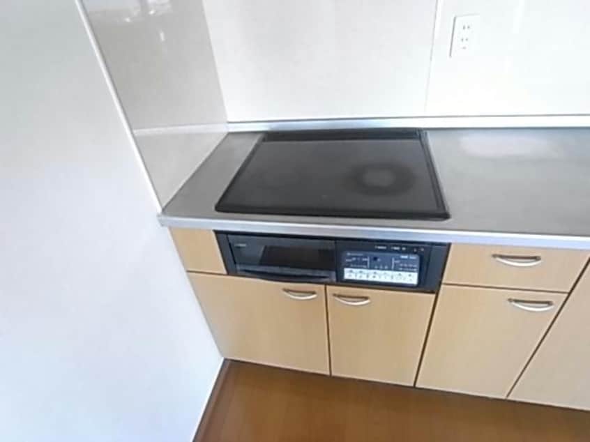  アクシスヨーロッパ壱番館