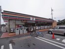 セブンイレブン羽島竹鼻町狐穴店(コンビニ)まで435m ティアモⅡ番街