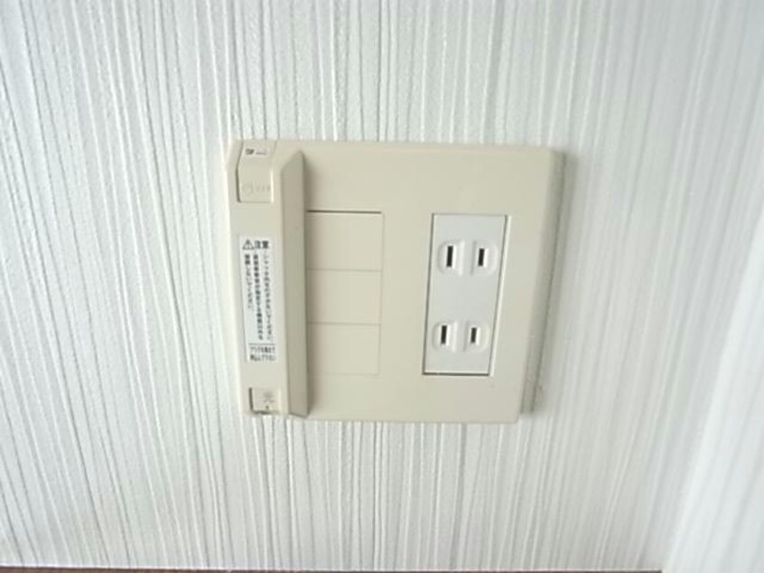  レジデンス辰己3番館