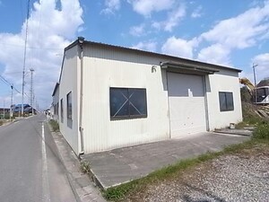 竹鼻町駒塚倉庫