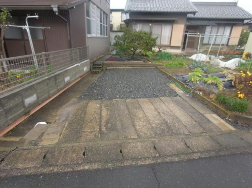  狐穴戸建て