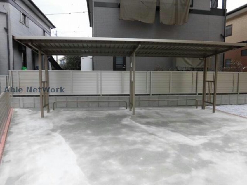  セキュレア須屋　K