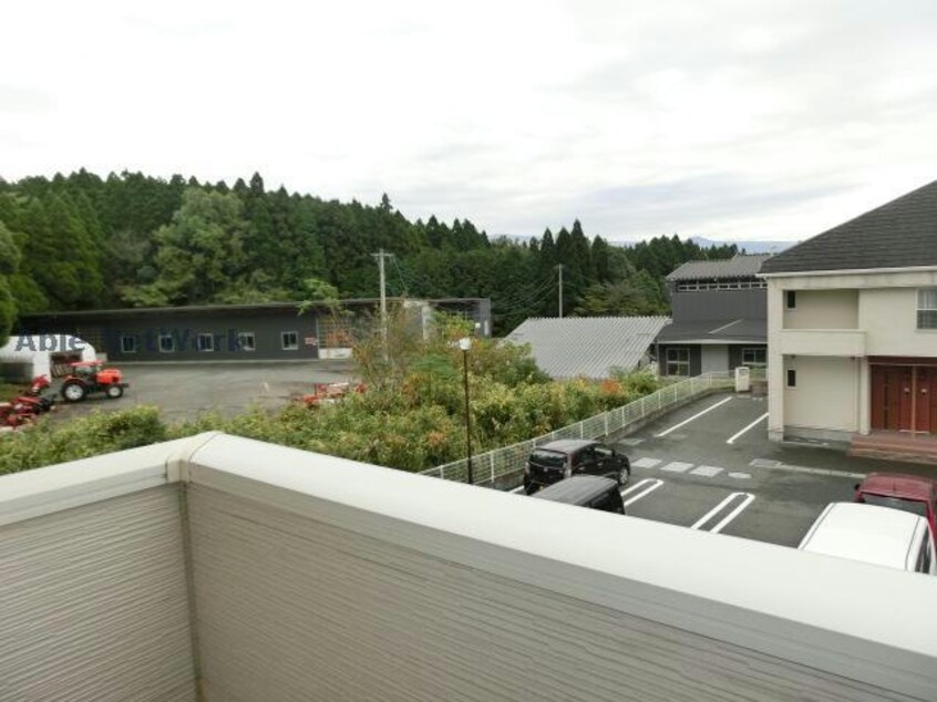 同棟別部屋写真 ランドヒルズD・E（大津）