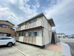 クレシアコート