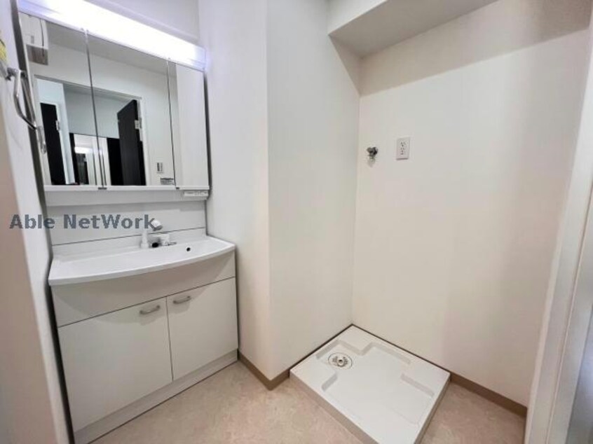 同型 SQUARE三里木駅前