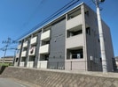 シャルム・ユウの外観