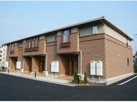 メイ　フィールド