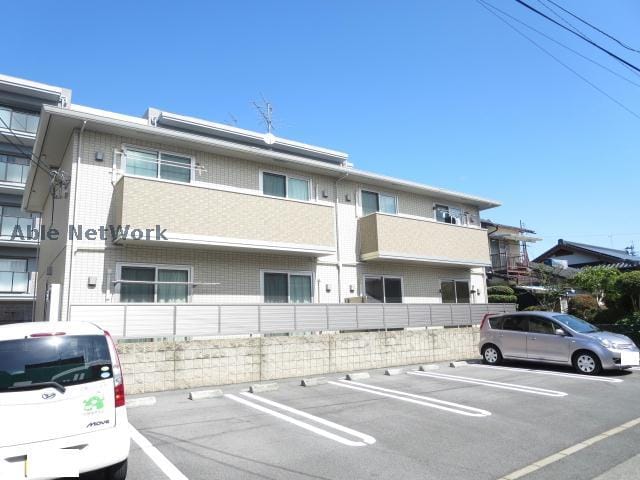  メゾン・ラフィーネ