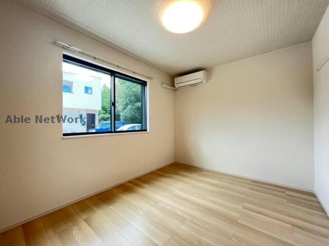 ※同型 オーヴ・プラシード