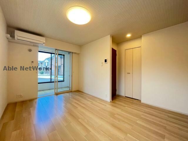 ※同型 オーヴ・プラシード